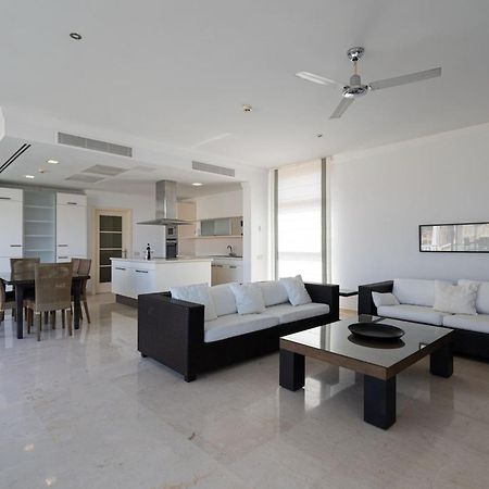 Tauro Villas Deluxe La Playa de Tauro Luaran gambar