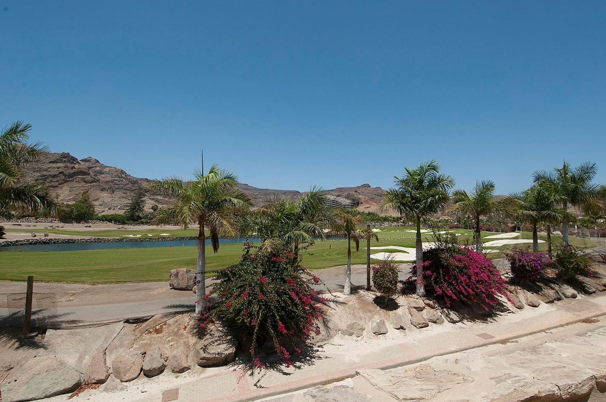 Tauro Villas Deluxe La Playa de Tauro Luaran gambar