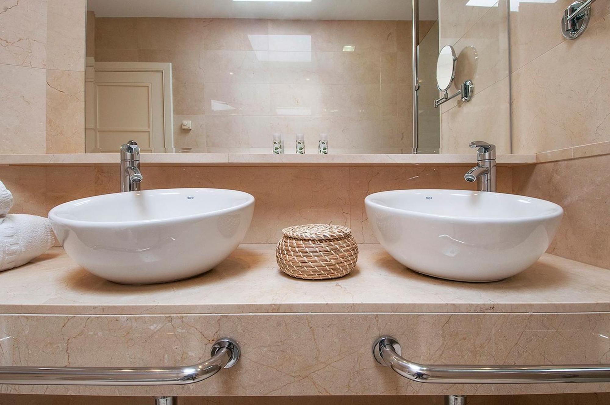 Tauro Villas Deluxe La Playa de Tauro Luaran gambar