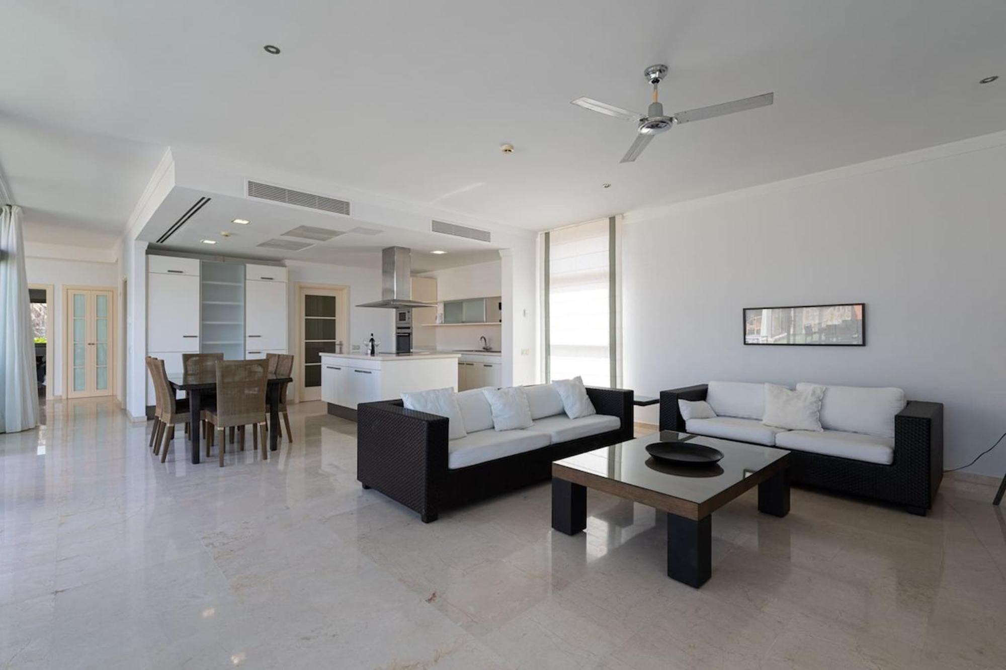 Tauro Villas Deluxe La Playa de Tauro Luaran gambar