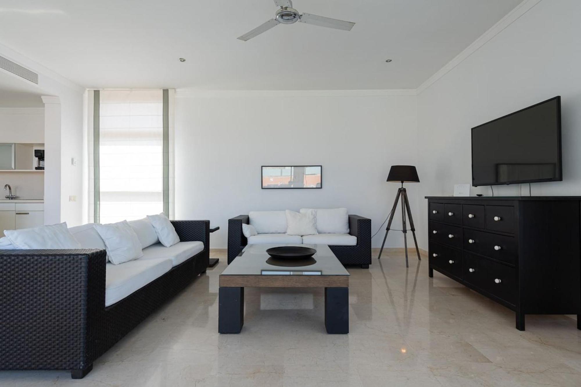 Tauro Villas Deluxe La Playa de Tauro Luaran gambar