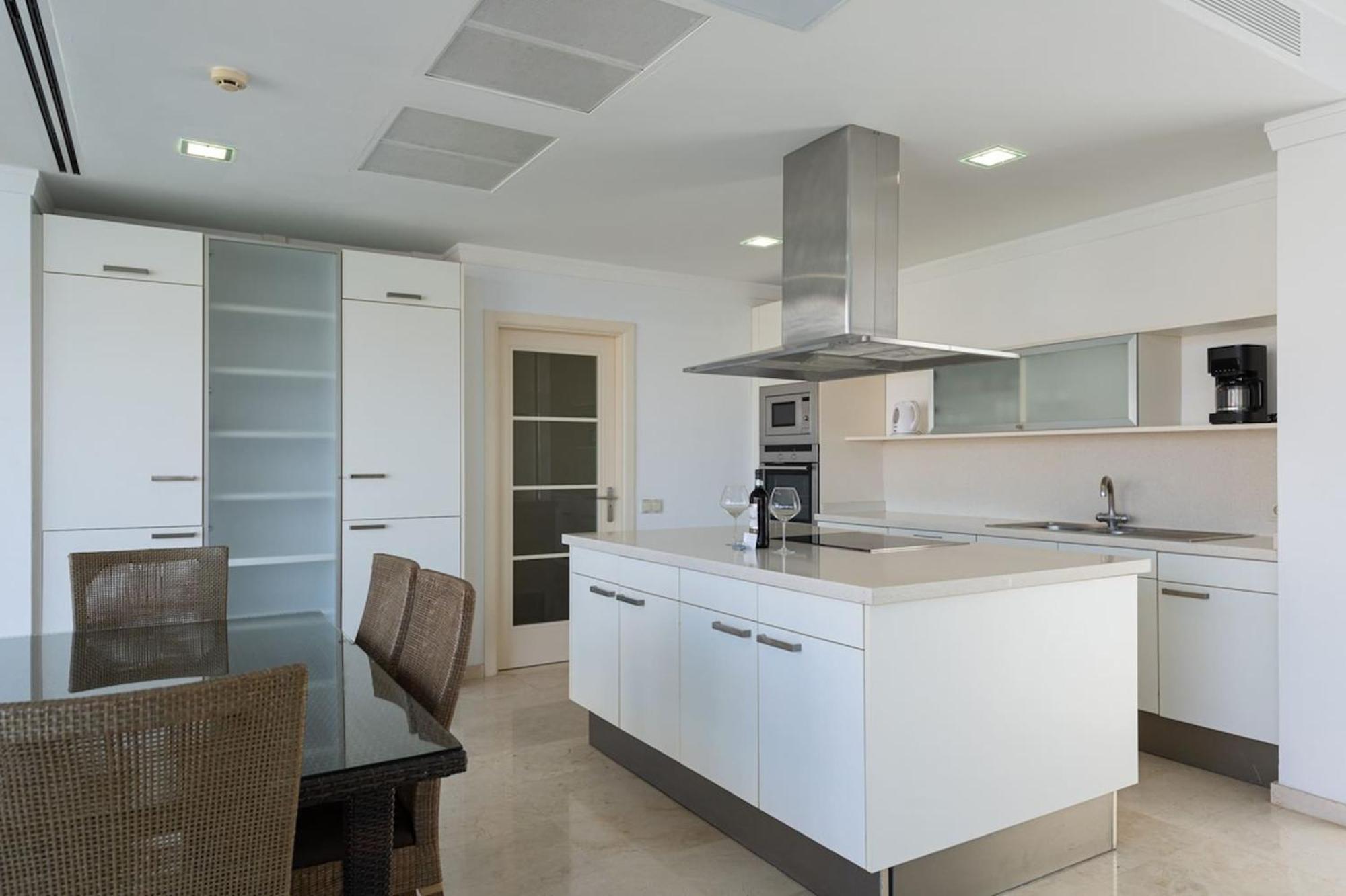 Tauro Villas Deluxe La Playa de Tauro Luaran gambar
