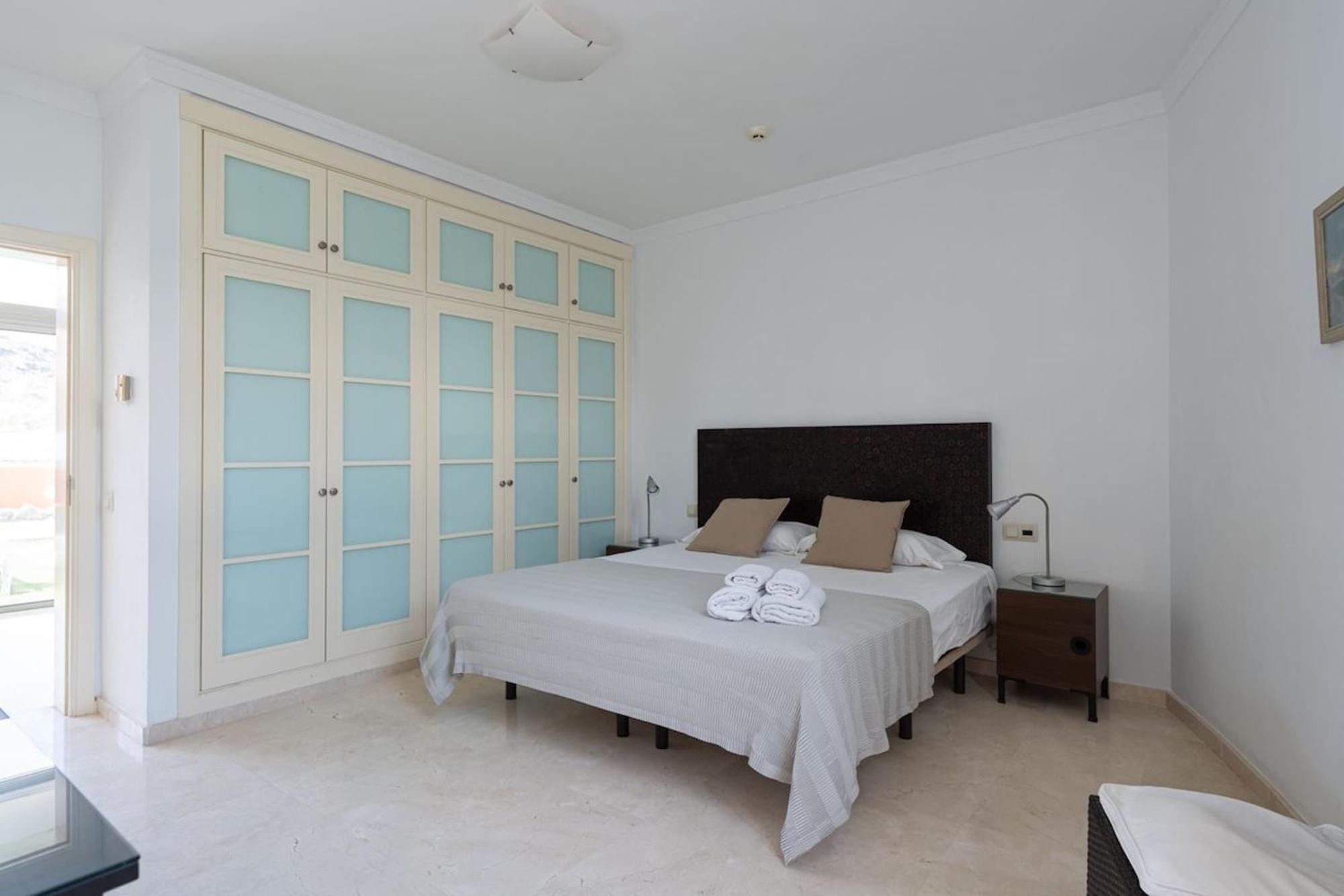 Tauro Villas Deluxe La Playa de Tauro Luaran gambar