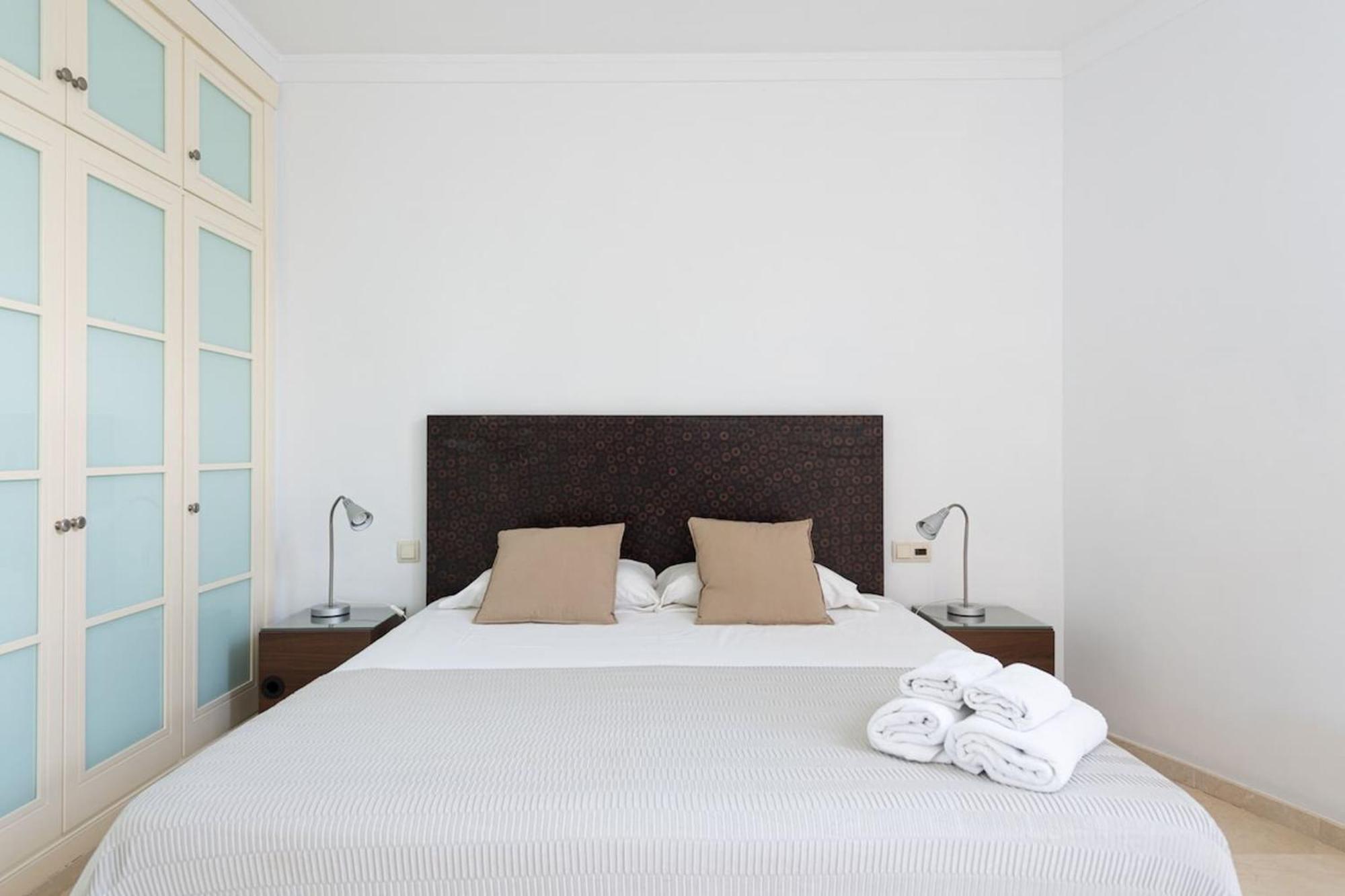 Tauro Villas Deluxe La Playa de Tauro Luaran gambar